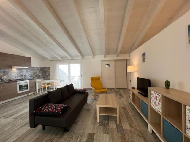 شقة Casa Sylvia SantʼAntìoco المظهر الخارجي الصورة
