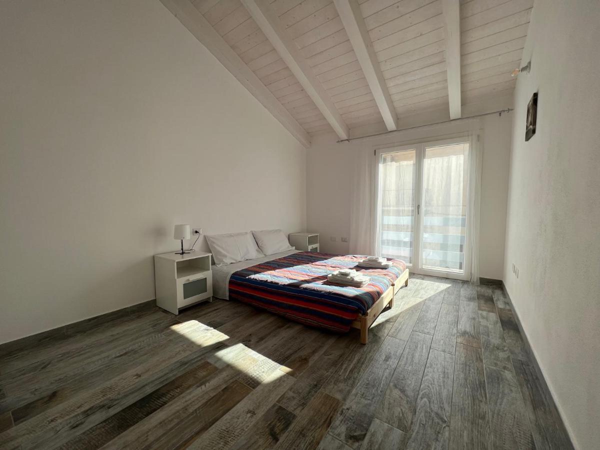 شقة Casa Sylvia SantʼAntìoco المظهر الخارجي الصورة